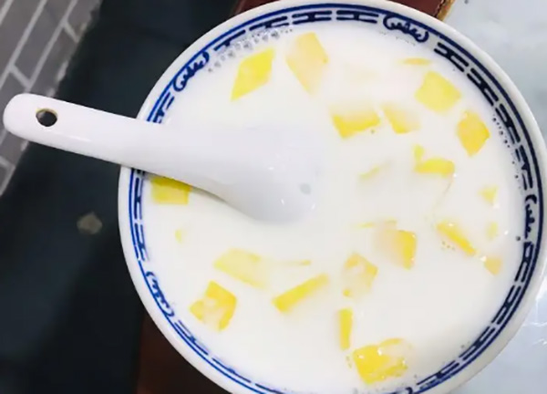 黄氏许牛奶甜品 黄氏许牛奶甜品